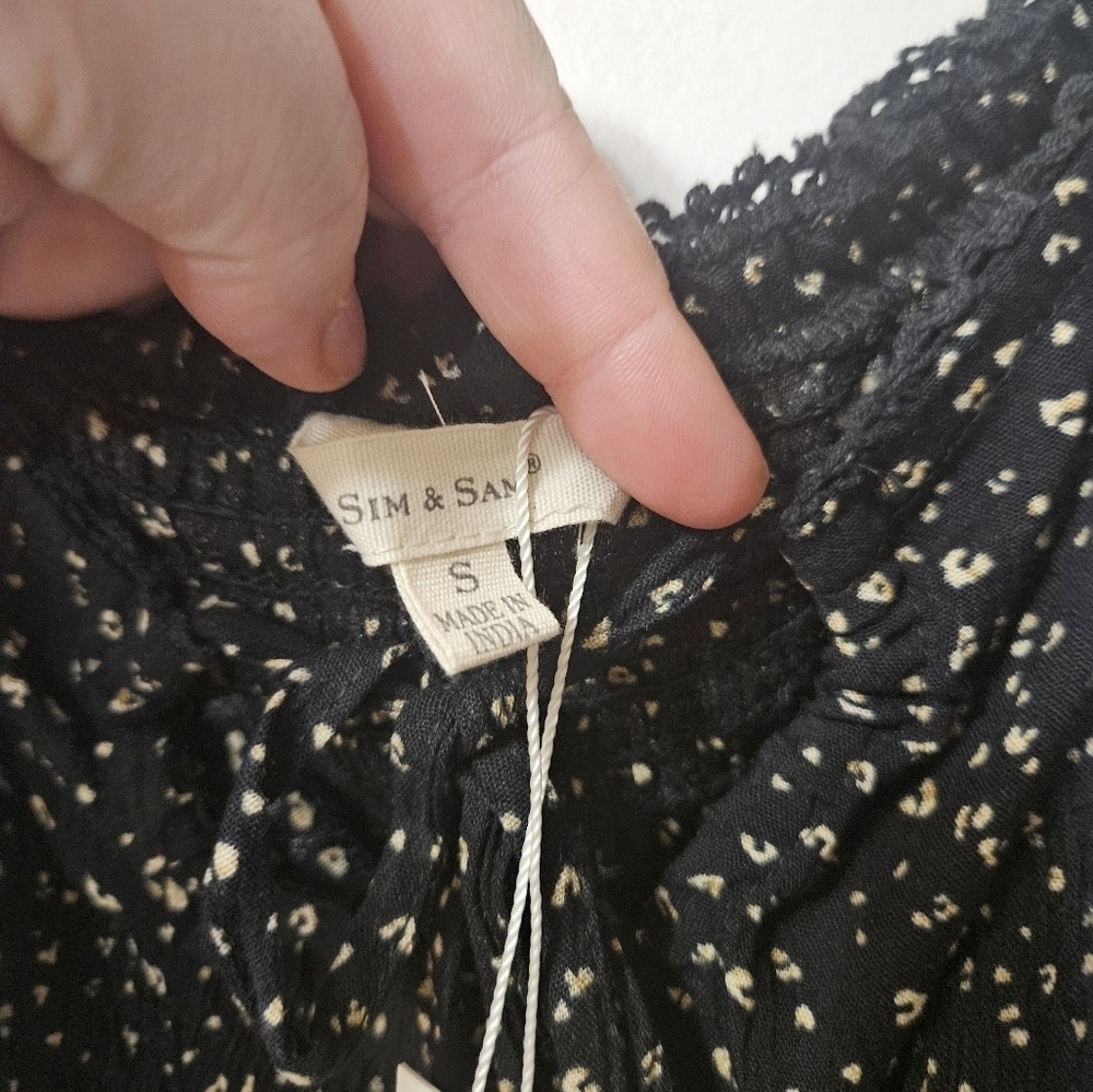 NWT! Sim And Sam Cropped Tank Top! - Picture 3 of 7